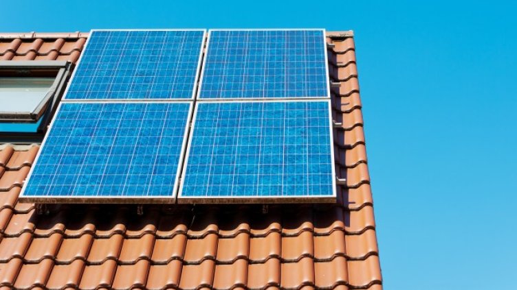 ЕЛЕКТРОХОЛД ПРОДАЖБИ ПОДАРЯВА СОЛАРНА ИНСТАЛАЦИЯ И ОБЯВЯВА НОВАТА СИ КАМПАНИЯ &bdquo;НЕЗАВИСИМОСТ КЪМ ЗЕЛЕНИЯ ПРЕХОД&ldquo;