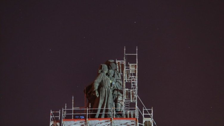 Демонтажът на МОЧА започна, флексът заигра, ръката на Шпагин отече