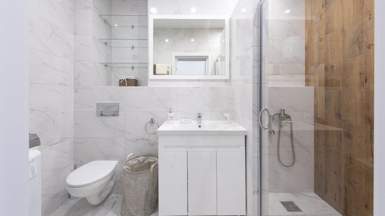 Персонализирани паравани за банята ви, ако искате да е в крак с модата