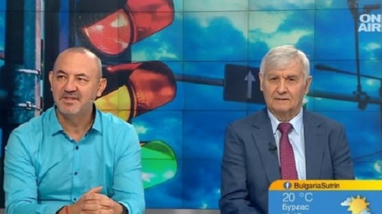 За безопасност: Връщат мигащото зелено на светофарите