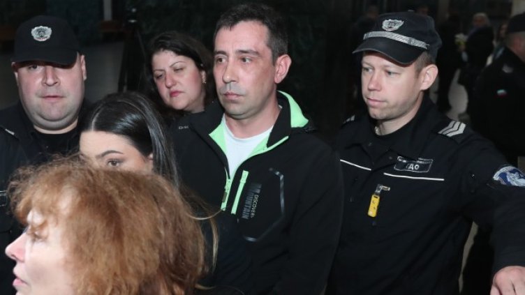 Съдът не даде ход на делото за смъртта на 15-годишния Филип