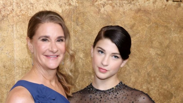 Фиби с майка си Мелинда; Снимка: Getty Images