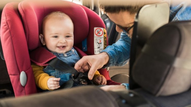 tbi bank и фондация „Деца на борда" правят сигурните детски столчета за кола достъпни за всички родители