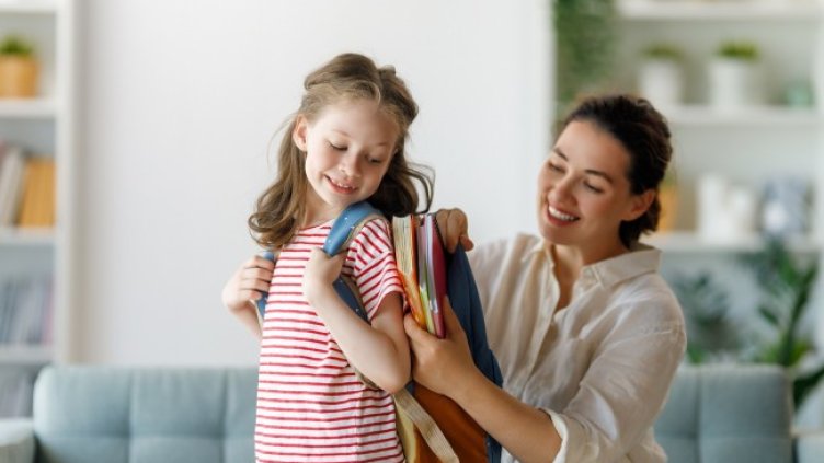 Подготовката за училище е по-лесна и изгодна с tbi bank и Ozone.bg