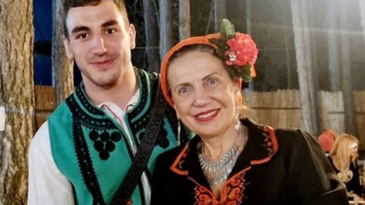 Снимка фейсбук Антония Първанова