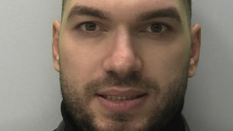 Осъдиха бивш български футболист на две години и девет месеца затвор в Англия