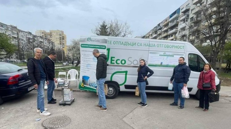1,3 тона опасни отпадъци предадоха жителите на Младост и Лозенец за ден