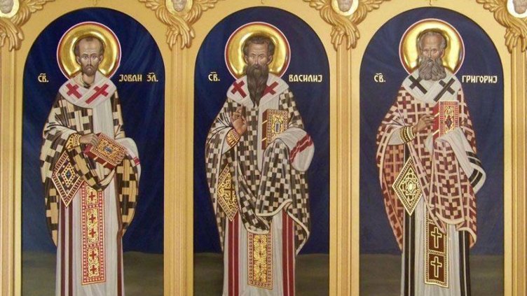 Църквата чества паметта на светите Три Светители