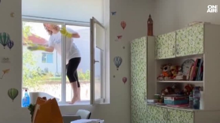 За пример: Доброволци почистиха емблематични места в Казанлък