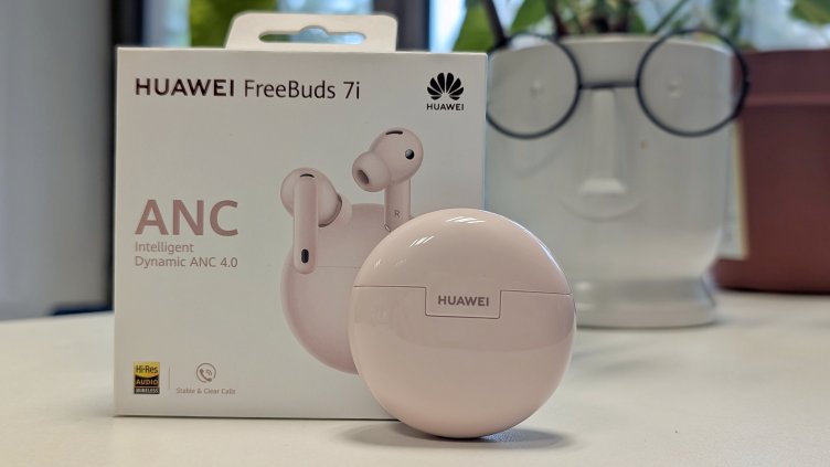 Huawei FreeBuds 7i бележат нова стъпка напред в шумопотискането при слушалките до 200 лева