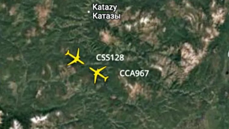 Два самолета летели един срещу друг над Русия, избегнали сблъсъка на метри 