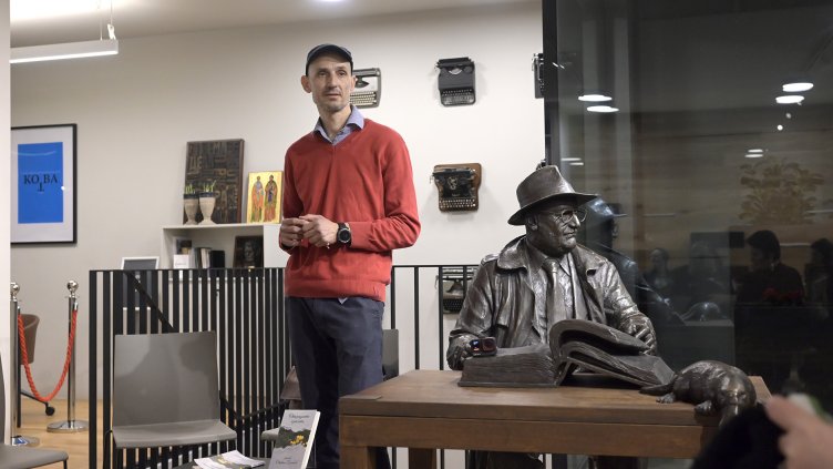 Стефан Галибов - единствено по рода си явление в сюрреалистичен стил