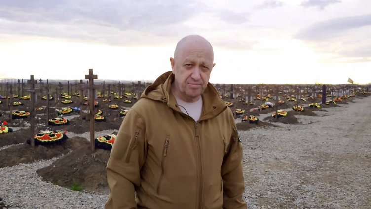 Политици, бизнесмени, военни: 75 видни руснаци са загинали по мистериозен начин от 2022 г. насам