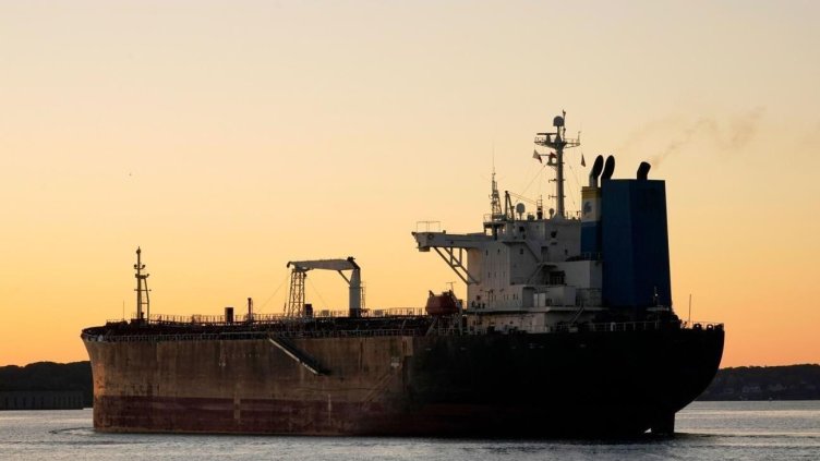 Как танкерът "Маринера" се скри на видно място, а после потъна в мрак