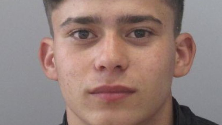 СДВР издирва 16-годишният Емил Антонов, изчезнал преди 6 дни