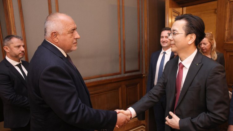 Бойко Борисов, Facebook