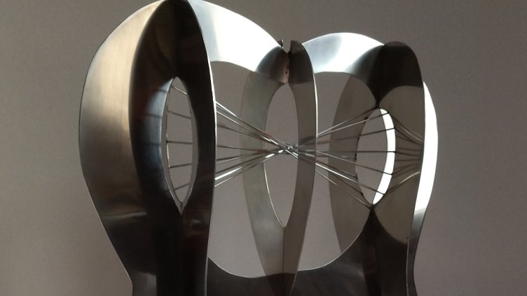 Светлина, автор Райнис Гелов