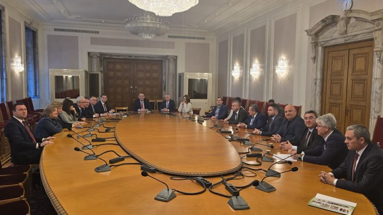 ДПС Пресцентър, Facebook