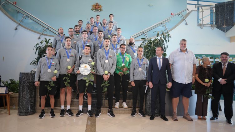 Димитър Кьосемарлиев, Dnes.bg