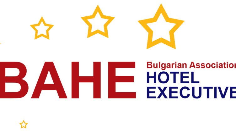 Камериерките, готвачите и рецепционистите са най-търсени в хотелите по родното Черноморие