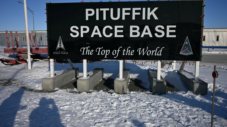 След посещението на Ванс: САЩ уволнява командира на базата в Гренландия