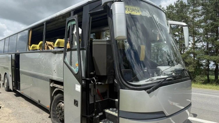 Украински дрон удари автобус, пълен с деца, в Беларус, Киев отрече участие ВИДЕО