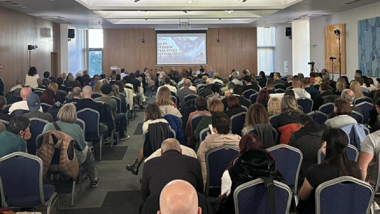 Ръка за ръка с алкохола: Как да се преборим със зависимостта?