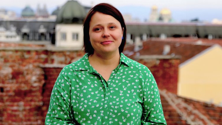 Яна Алексиева, "Асоциация Родители": Нека да учим децата на отговорност и в онлайн света, а не да ги отказваме от него 