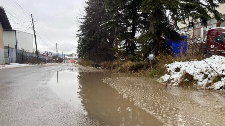 Вашите сигнали: Некачествени ремонти, питейна вода по улиците...