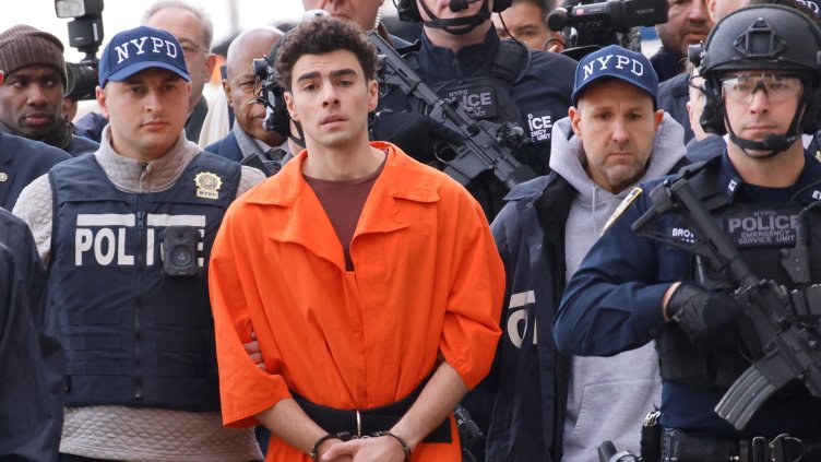 Снимки: Reuters