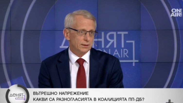 Денков сипа още сол: ПП и ДБ може да са две отделни групи в НС