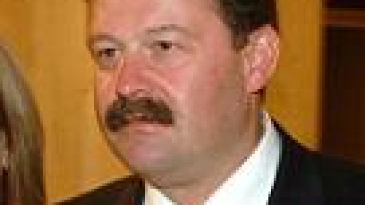 Д. Цонев: Правителството ще преодолее вота на недоверие