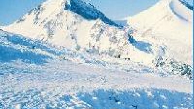 Повишена е опасността от лавини в планините
