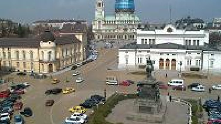 Груба манипулация на гласуването в www.izbori2005.org