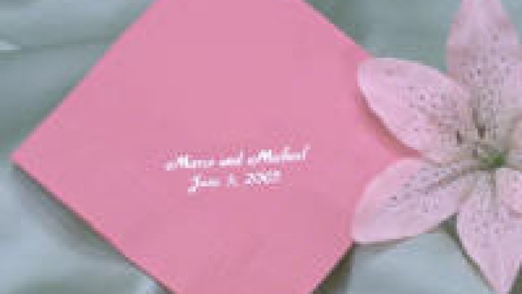 Франция популяризира евроконституцията с информационни салфетки