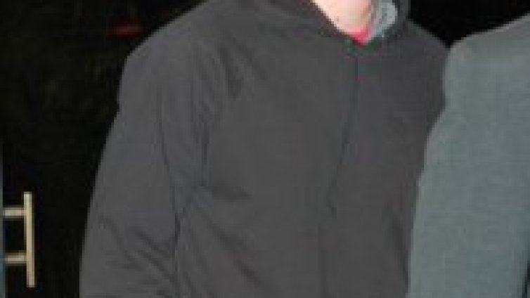 Водещата на &bdquo;Стар академи&ldquo; омайва Слави Трифонов и холивудски звезди