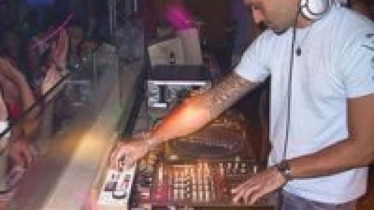 Култов ди джей ще разбие София на модно парти