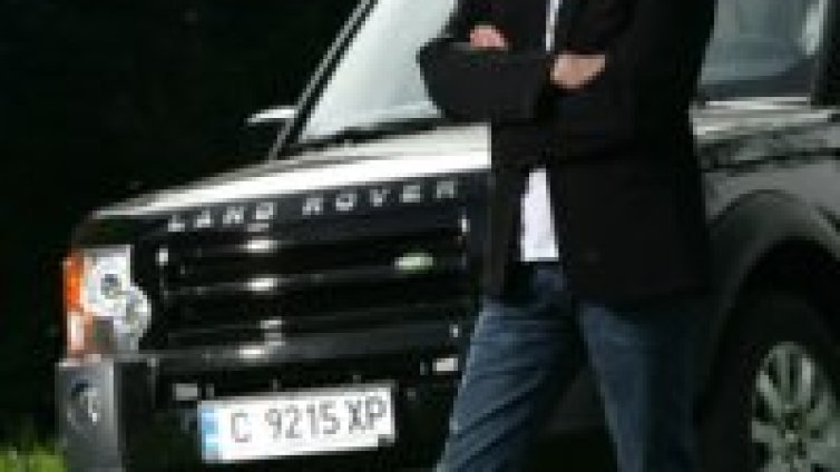 Български цигулар стана рекламно лице на най-новия Land Rover