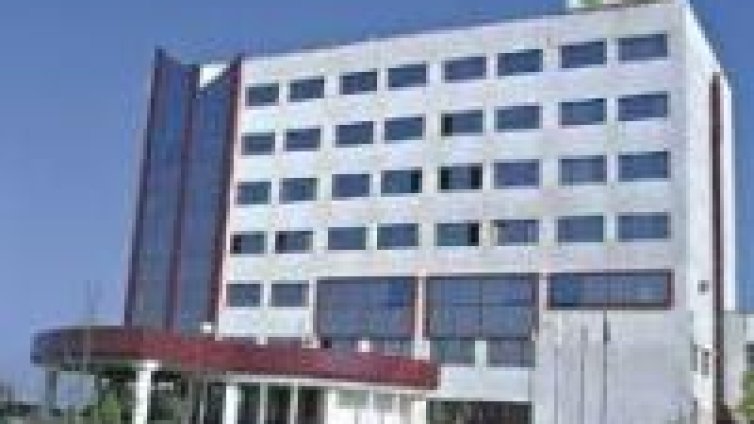 Арома излиза на печалба за първото тримесечие на 2005 г.
