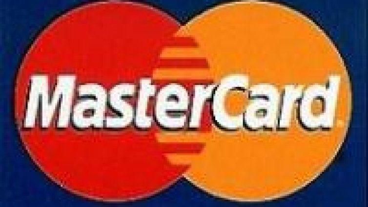 Притежателите на кредитни карти в САЩ заплашени от измама