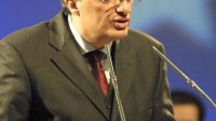 ДСБ напускат преговорите за правителство заради БСП