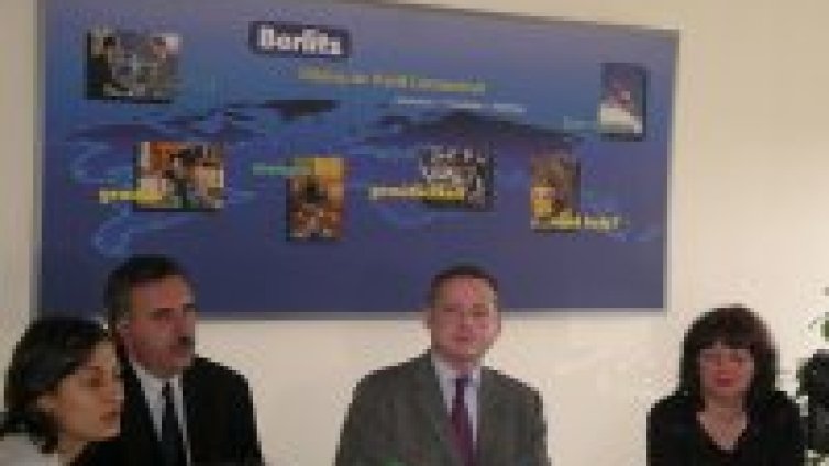 Чуждоезикова школа, обучавала Франсоа Митеран, открива клуб у нас