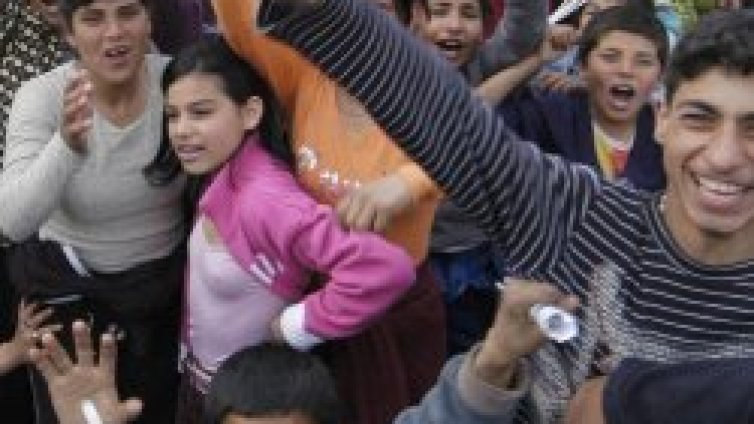 Милен Велчев обра ромската изборна любов