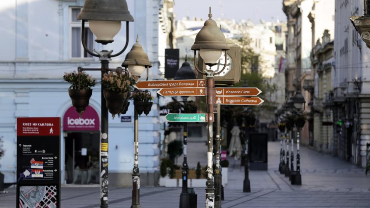 Зъболекарка от Мюнхен стана принцеса в сръбската кралска фамилия