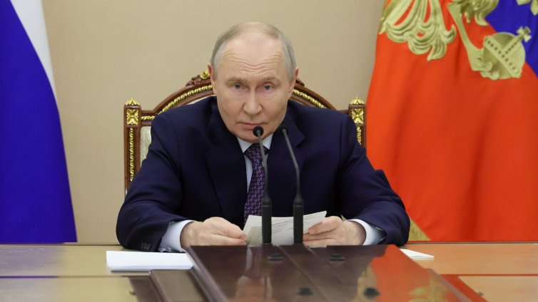 Военен пъзел: Иран загърби САЩ и пристана на Путин в Москва