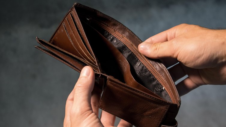 Парадокс: Купуваме повече, но имаме усещане за обедняване