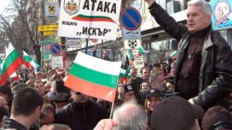 Шествието на Атака приключи, Сидеров иска предсрочни избори