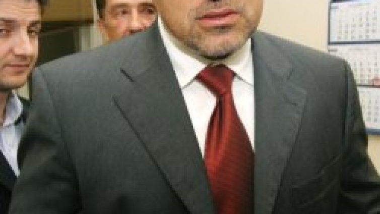 Борисов прати на Станишев 17 документа за проверката на &bdquo;Топлофикация&ldquo;