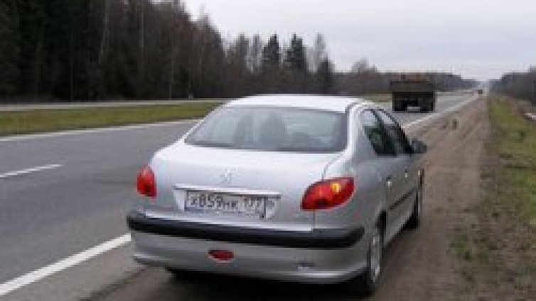 Peugeot 206 Sedan &ndash; made in Iran