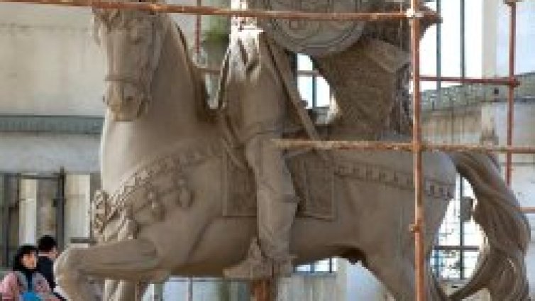 Хан Крум ще се топорчи в "Тракия"